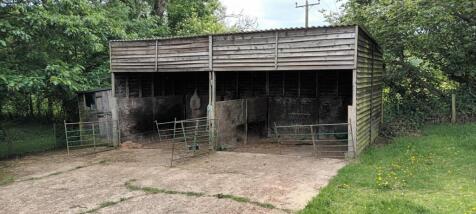 Double field shelter.jpg