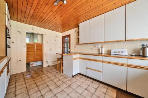Kitchen.jpg
