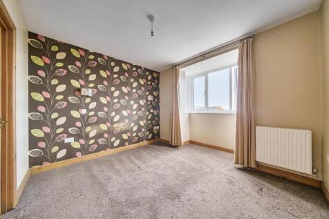 Principle Bedroom corner.jpg