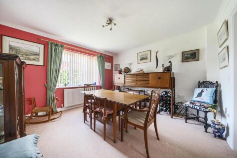 Dining Room.jpg