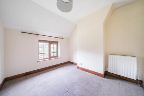 Bedroom 2.jpg