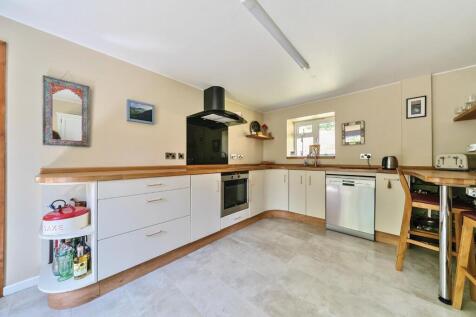 Kitchen.jpg