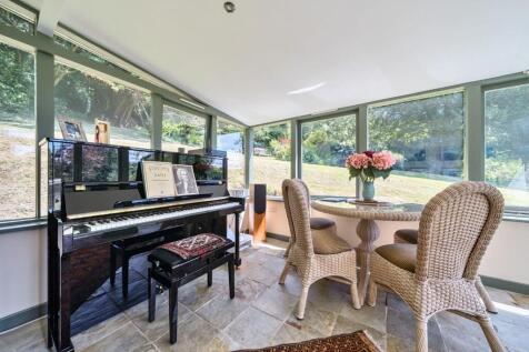 Garden Room corner.jpg