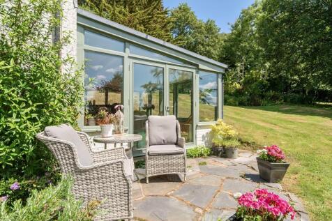 View into Garden Room.jpg