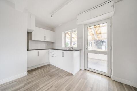 Kitchen corner.jpg
