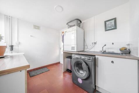 Utility Room.jpg