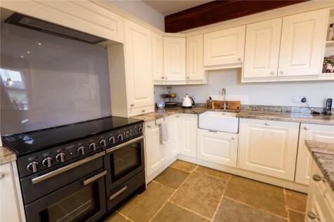 Kitchen cupboards.jpeg