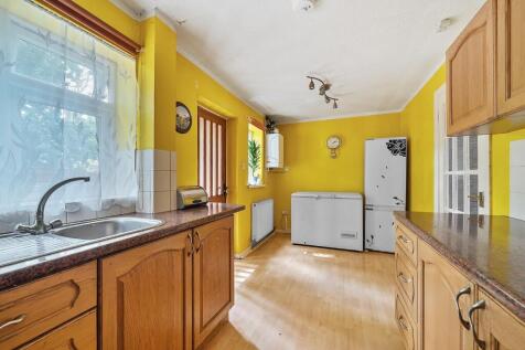 Kitchen view.jpg
