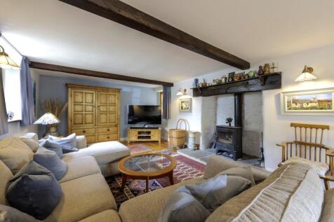 Sitting Room 1.jpg