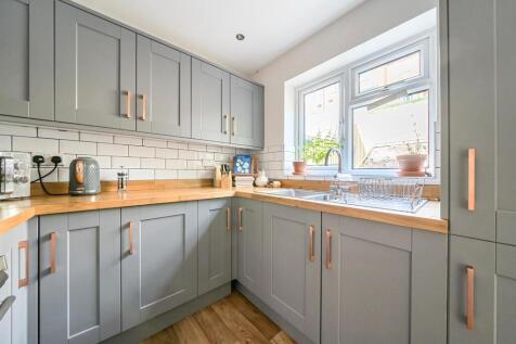 Kitchen corner.jpg