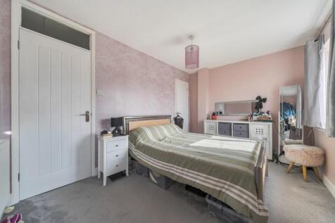 Bedroom 1 corner.jpg