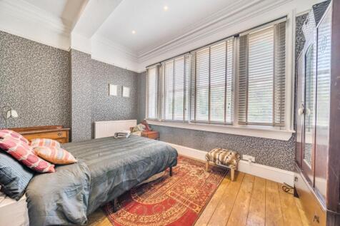 Bedroom 2.jpg