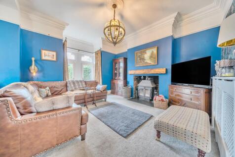 Lounge area.jpg