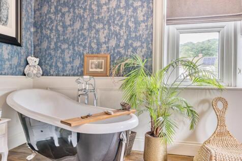 Slipper bath.jpg