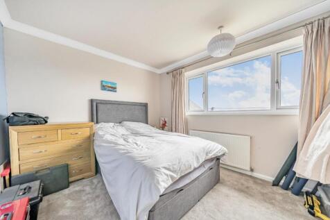 Bedroom 2.jpg