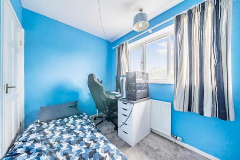 Bedroom 3.jpg