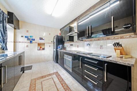 Kitchen corner.JPG