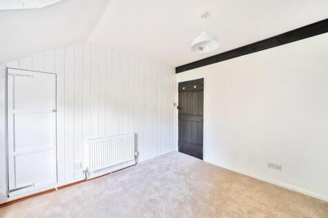 Bedroom 3.jpg