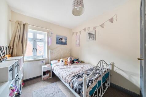 Bedroom 2.jpg