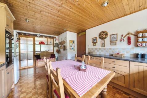 Kitchen view.jpg