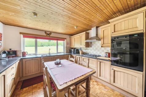 Kitchen corner.jpg