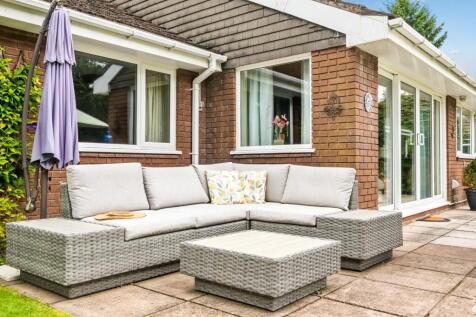 Outside seating.jpg