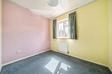 Bedroom 4.jpg