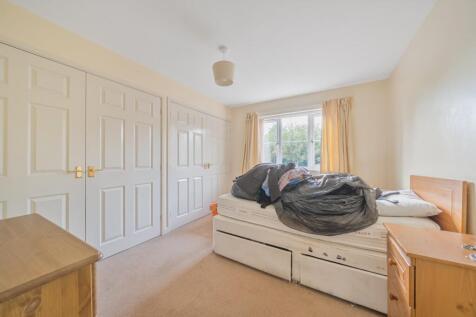 Bedroom 2.jpg