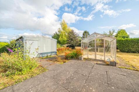 Outbuilding and Greenhouse.jpg