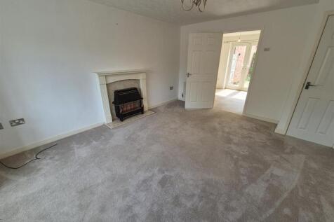 Living Room.jpg
