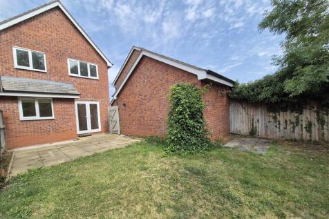 Rear and Garage.jpg