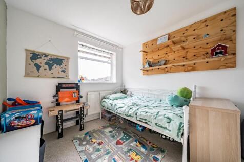 Bedroom 2.jpg