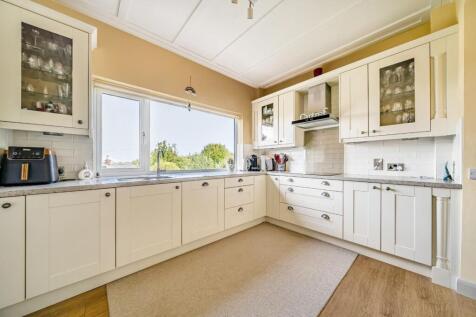 Kitchen corner.jpg