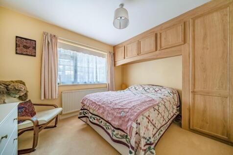 Bedroom 2.jpg