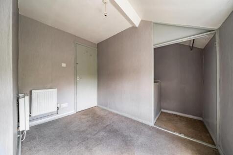 Bedroom 2.jpg