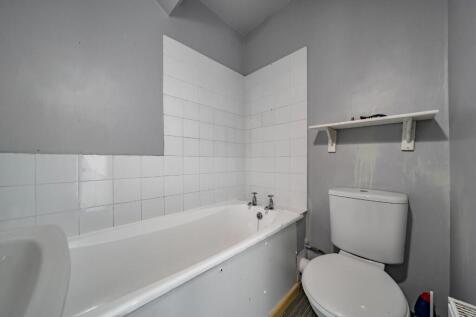Bathroom.jpg