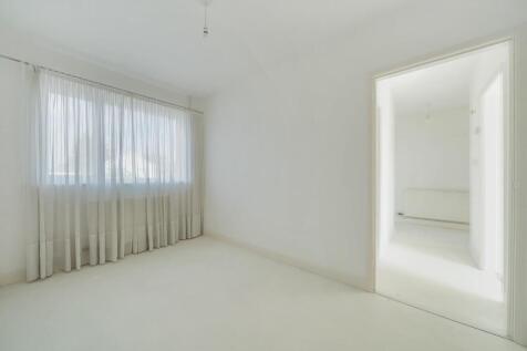 Bedroom 2.jpg