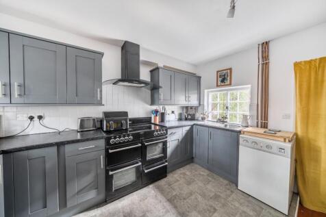 Kitchen corner.jpg