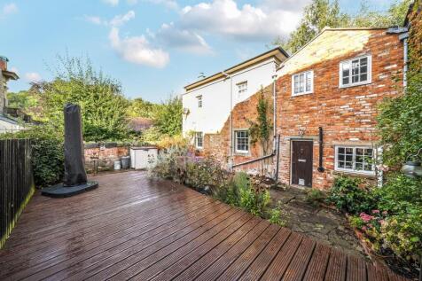Rear decking.jpg