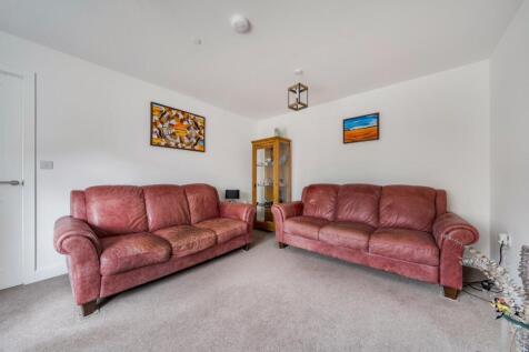 Lounge corner.jpg