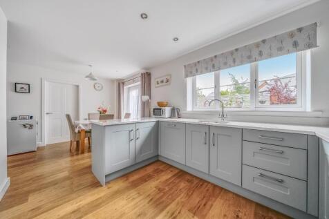 Kitchen.jpg