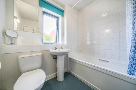 Bathroom.jpg