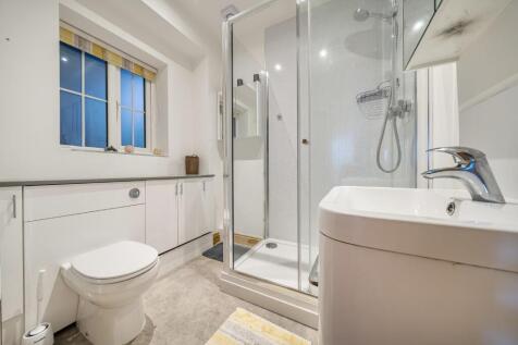 Ground Floor Bathroom.jpg