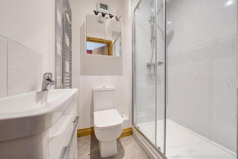 First Floor Bathroom.jpg