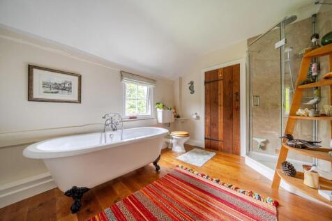 First Floor Bathroom.jpg