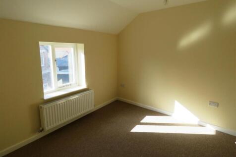 BEDROOM 1.JPG
