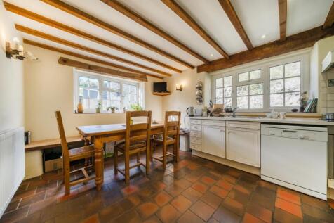 Dining area.jpg