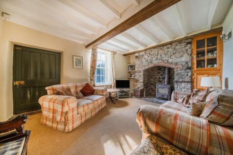 Sitting Room.jpg