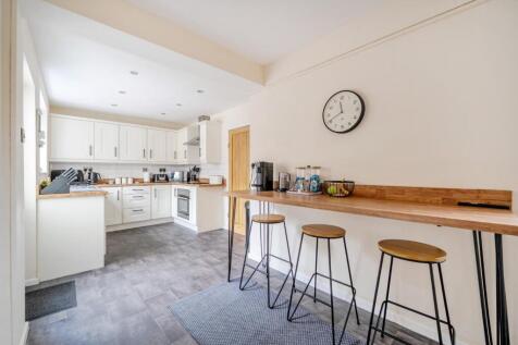 Kitchen view.jpg