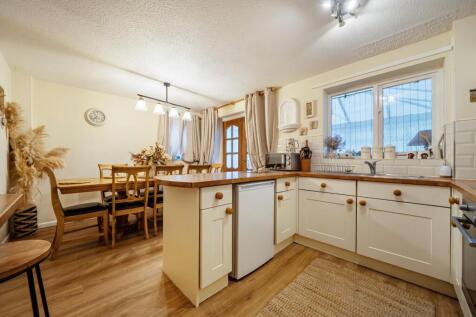 Kitchen and dining area.jpg